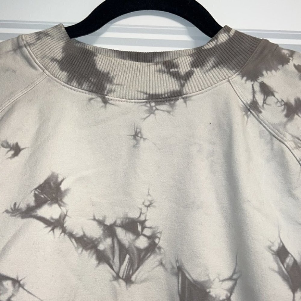 Lululemon Ready to Roll Crew Shibori Dove Grey Cement Grey sweatshirt sz Medium - Picture 5 of 13